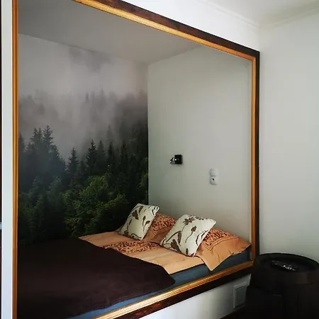 Pod Gadajacym Kotem Długopole-Zdrój