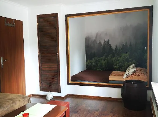 Pod Gadajacym Kotem Długopole-Zdrój